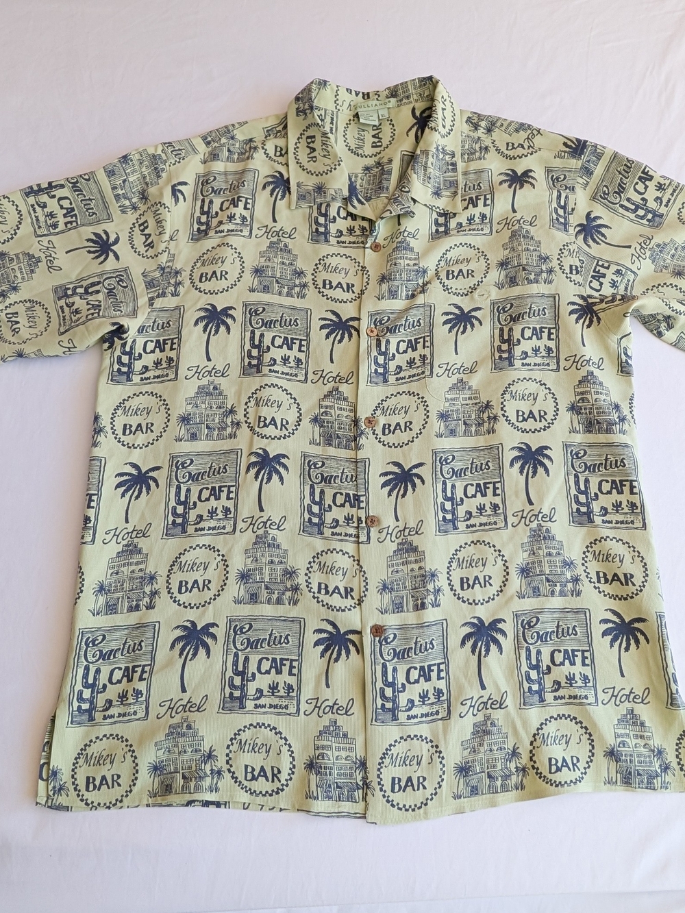 Tulliano Green Hawaiian Tiki Shirt Cactus Cafe/ Mikey’s Bar Mens XL 100% Silk